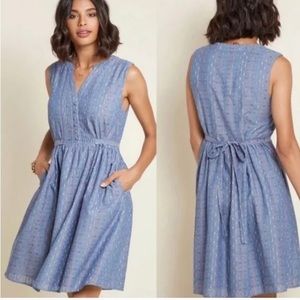 MODCLOTH Women’s XL Expert In Your Zeal Dotted Confetti Chambray MIDI Dress